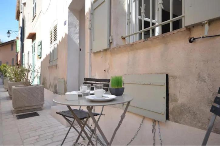 Appartement 3 Studios Centre Ville Saint Tropez Avec Parking Екстер'єр фото