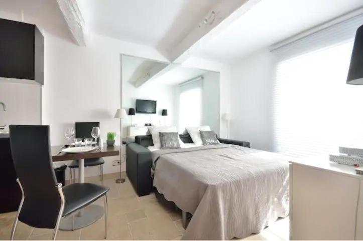 Appartement 3 Studios Centre Ville Saint Tropez Avec Parking Екстер'єр фото